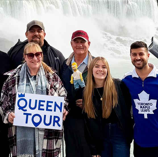 Queen Tour Niagara Falls Tours from Toronto